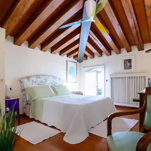 Mini Deluxe Isola Di Mezzo Appartement
